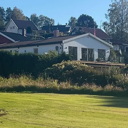 Appartement Nye Naer Og Rideklubb Pa Fevik! Grimstad (Aust-Agder)